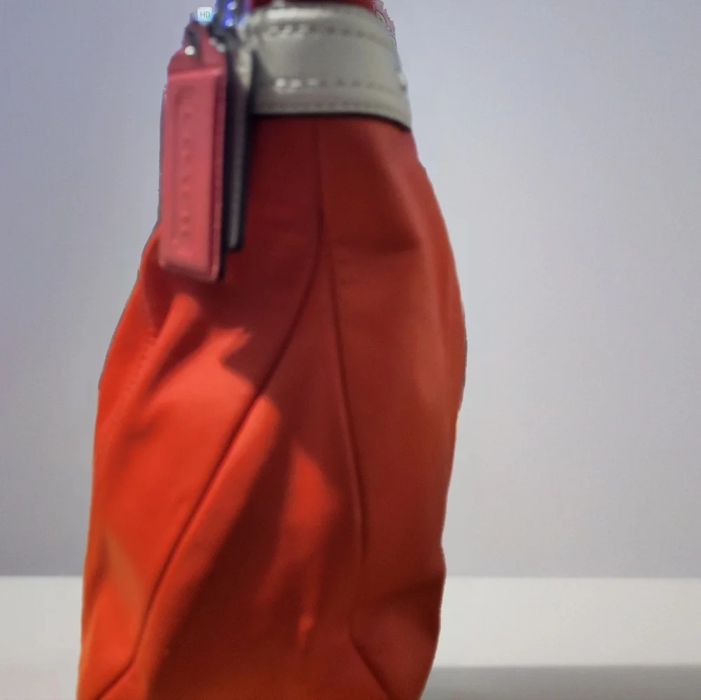 Coach Daisy Spectator Leather Convertible Hobo Bag. - Picture 11 of 13